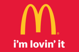 شعار تبلیغاتی شرکت مک دونالد 