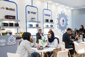 چالش‌های صادراتی ایران و راهکارهای عبور از آن‌ها