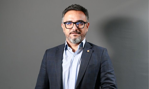 طلاسی: در بازه بحران خریدوفروش طلا و بیشتر از ۱۵۰ هزار برداشت ریالی با موفقیت انجام شد 2 طلاسی: در بازه بحران خریدوفروش طلا و بیشتر از ۱۵۰ هزار برداشت ریالی با موفقیت انجام شد 1